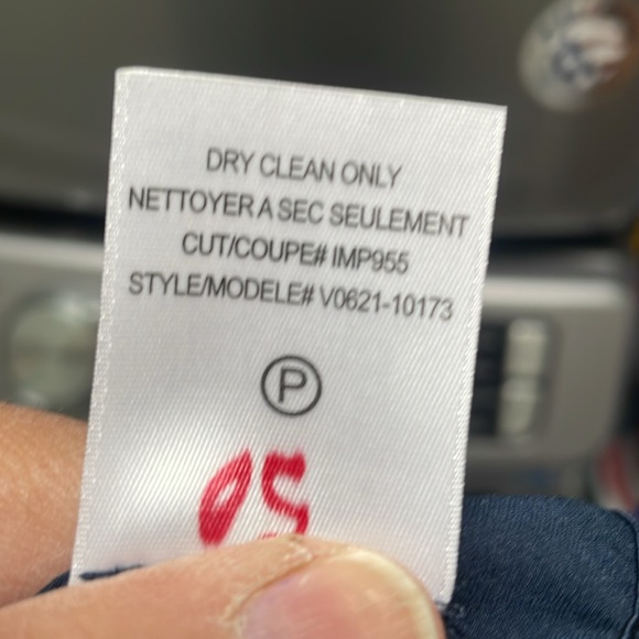 Vince silk blouse in blue - Picture 6 of 6